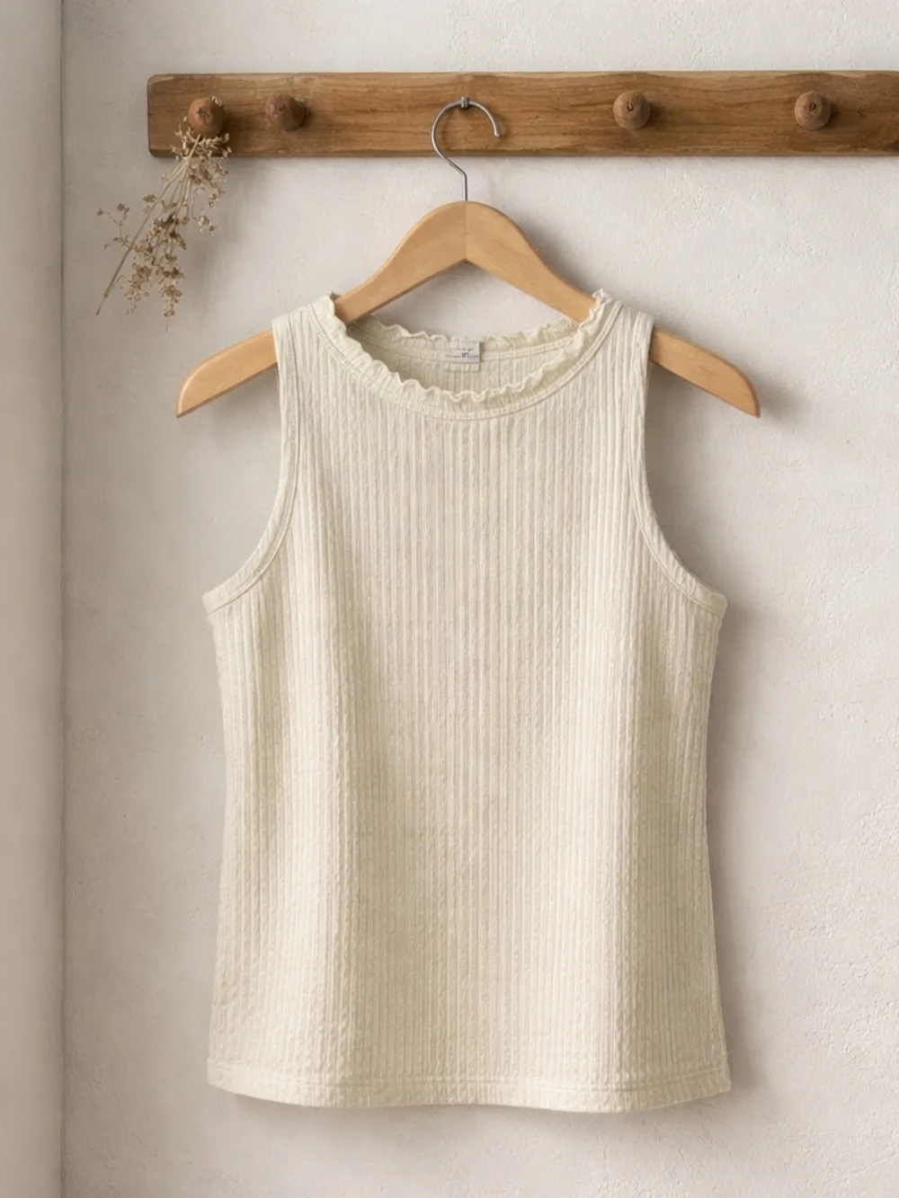 Project Social T Ivory ribbed tank Size Medium - Picture 3 of 3